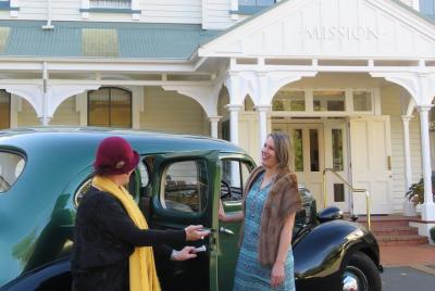 Winery Tours from Napier Art Deco Trust