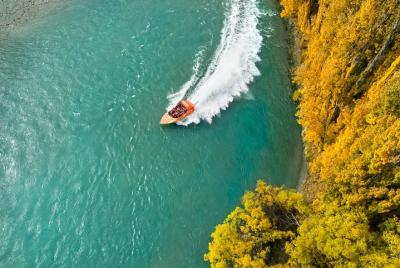 Queenstown 1-hour Jet Boat Lake Wakatipu and Kawarau River Queenstown 1-hour Jet Boat Lake Wakatipu and Kawarau River