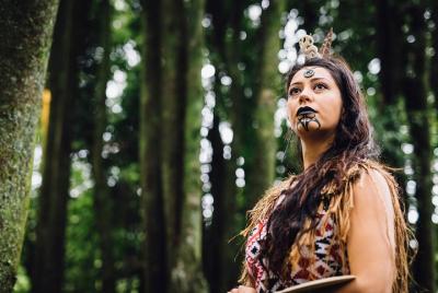 Rotorua Māori Hāngi Dinner and Performance Rotorua Māori Hāngi Dinner and Performance