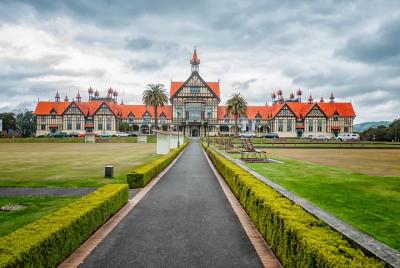 Rotorua Sightseeing Tour - Discover Rotorua Rotorua Sightseeing Tour - Discover Rotorua's top sights in 1.5 h
