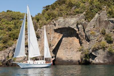 Maori Rock Carvings Eco Sailing Taupo Maori Rock Carvings Eco Sailing Taupo
