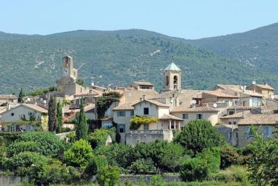 Marseille Shore Excursion: Private Tour of Aix-en-Provence and South Luberon Villages Marseille Shore Excursion: Private Tour of Aix-en-Provence and South Luberon Villages