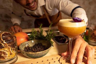 Lavender experience: creation of perfumes and cocktails Lavender experience: creation of perfumes and cocktails