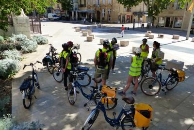 Aix E-BIKE tour - Guided tour of Aix en Provence by electric bike Aix E-BIKE tour - Guided tour of Aix en Provence by electric bike