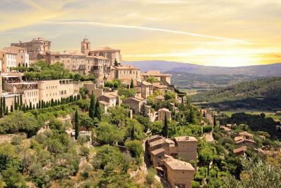 Luberon Small-Group Day Trip from Avignon Luberon Small-Group Day Trip from Avignon