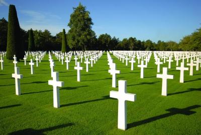 Normandy American & British D-Day Beaches Half Day Tour from Baye Normandy American & British D-Day Beaches Half Day Tour from Baye
