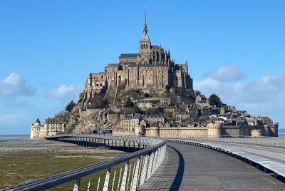 Mont Saint Michel / Bayeux, day tour with a licence local guide. Mont Saint Michel / Bayeux, day tour with a licence local guide.