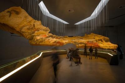 Prehistory and The Art of the Caves in Sarlat Prehistory and The Art of the Caves in Sarlat