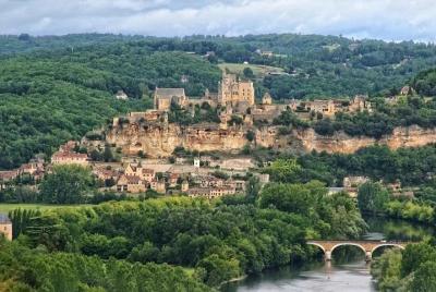 Half-day private tour in the Dordogne Valley by EXPLOREO Half-day private tour in the Dordogne Valley by EXPLOREO