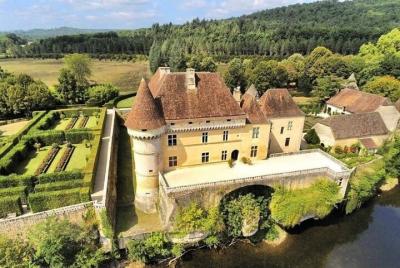 Great treasure hunt at the castle of Losse Great treasure hunt at the castle of Losse