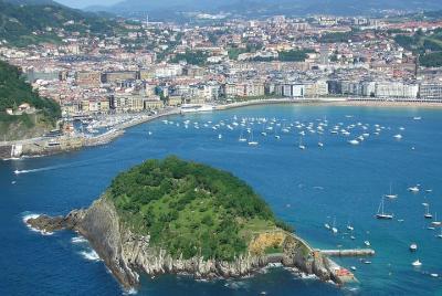 Private Full Day Tour of San Sebastian from Biarritz with Hotel p Private Full Day Tour of San Sebastian from Biarritz with Hotel p