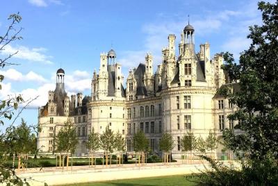 Discover the castles of Chambord and Chenonceau Discover the castles of Chambord and Chenonceau