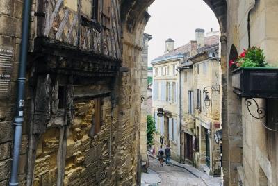 Half-day tour to Saint Emilion with a private guide
