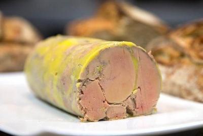 Bordeaux Private Food Tasting Tour with Local Expert Bordeaux Private Food Tasting Tour with Local Expert