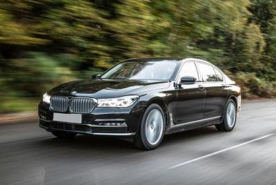 Departure Private Transfer Bordeaux City to Bordeaux Airport BOD by Business Car Departure Private Transfer Bordeaux City to Bordeaux Airport BOD by Business Car