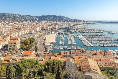 Nice Airport Transfers : Cannes City to Nice Airport NCE in Luxury Van