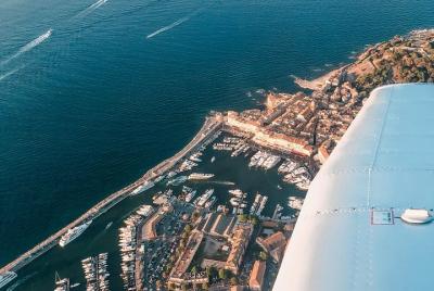 Fly above the French Riviera with a local pilot Fly above the French Riviera with a local pilot