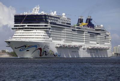 Private excursion of the Riviera in Van de cannes, Nice, eze village and Monaco Private excursion of the Riviera in Van de cannes, Nice, eze village and Monaco