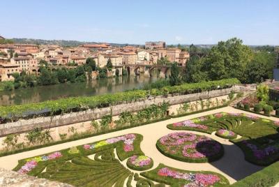 Day tour to Albi & Cordes sur Ciel. Shared tour from Carcassonne.