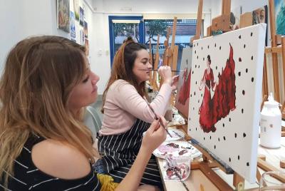 Art and Wine: Paint and Sip in Barcelona Art and Wine: Paint and Sip in Barcelona