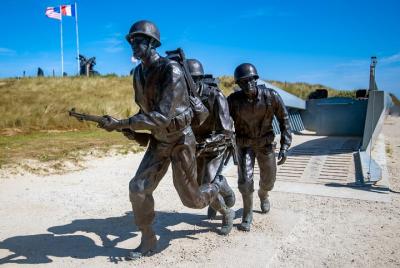 D DAY Landing Beaches Tour from Le Havre Normandy D DAY Landing Beaches Tour from Le Havre Normandy