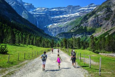 Full-Day Spiritual Pyrenees Adventure from Lourdes