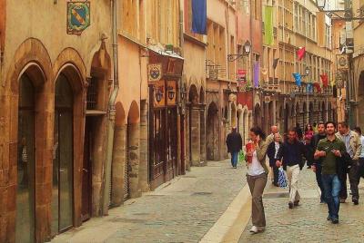 Lyon Highlights & Secrets Walking Guided Tour (small group) inclu Lyon Highlights & Secrets Walking Guided Tour (small group) inclu