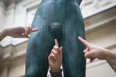 Historical and naughty tour of Lyon