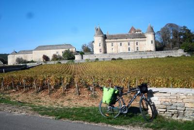 Wine Cycling Tour in Burgundy Wine Cycling Tour in Burgundy