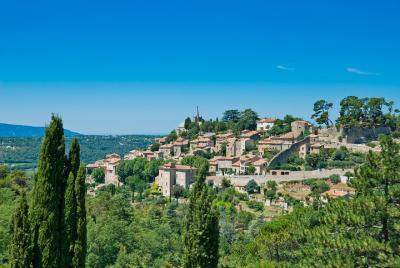 Perched Villages of the Luberon Day Trip from Marseille Perched Villages of the Luberon Day Trip from Marseille