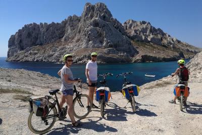 Marseille Shore Excursion: Private Electric Bike Tour to the Calanques Marseille Shore Excursion: Private Electric Bike Tour to the Calanques