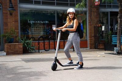 1H Electric Scooter Rental