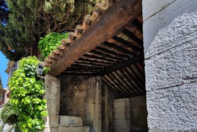 Full-Day Small-Group Guided Tour of Provence