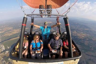 Exclusive Ballooning Barcelona Including Typical Breakfast in restaurant