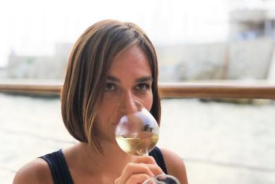 Authentic Wine Tasting Experience Authentic Wine Tasting Experience