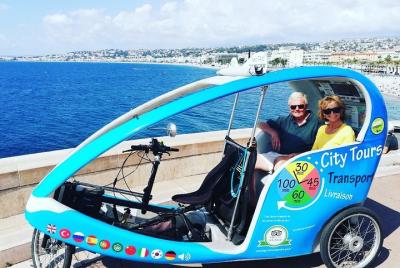 Nice Sightseeing Pedicab et visite privée multilingue avec un guide local - 1h40 Nice Sightseeing Pedicab et visite privée multilingue avec un guide local - 1h40