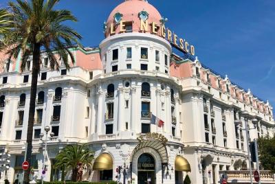 Guided walking tour of La Promenade des Anglais in Nice Guided walking tour of La Promenade des Anglais in Nice