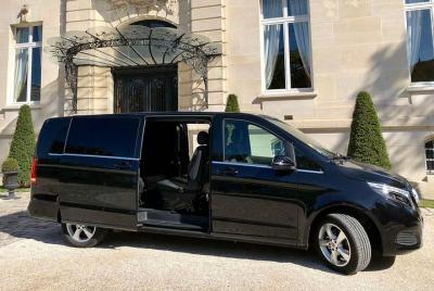 Private champagne tour (group price) Private champagne tour (group price)