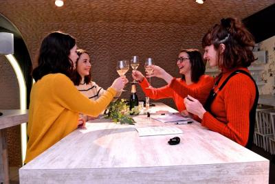 Small Group Champagne Tasting Workshop in Reims Small Group Champagne Tasting Workshop in Reims