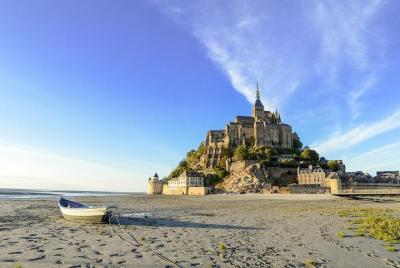 Day Trip to Mont Saint-Michel from Paris by train and local driver Day Trip to Mont Saint-Michel from Paris by train and local driver