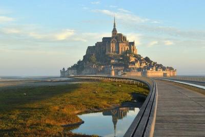 Daytrip with a local driver Mont Saint-Michel from Rennes - 6h Daytrip with a local driver Mont Saint-Michel from Rennes - 6h