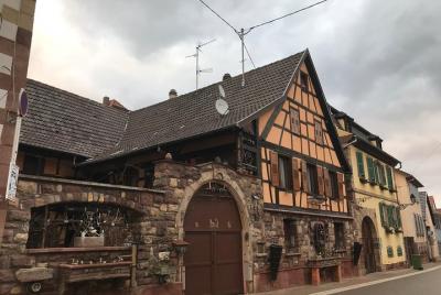 Private driver Entzheim Strasbourg Airport (SBX) - Strasbourg cit Private driver Entzheim Strasbourg Airport (SBX) - Strasbourg cit