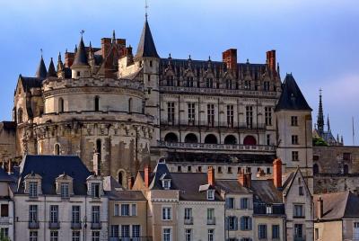 Private tour in Amboise. Walk on Leonardo Da Vinci Private tour in Amboise. Walk on Leonardo Da Vinci's footsteps.