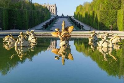 Paris and Versailles Full day Guided Discovery tour