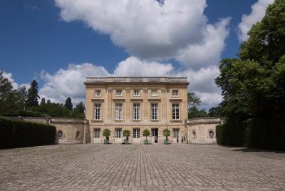 Versailles Marie Antoinette Afternoon Guided Tour with Petit Tria