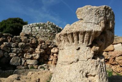 Alghero: private archaeological tour (TRANSFER INCLUDED) with loc