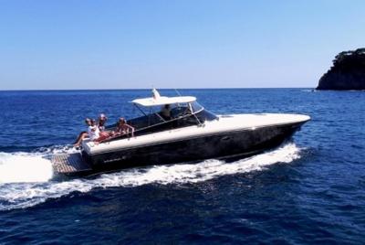 Capri Island in Private Luxury 40 feet Speedboat from Amalfi Coas Capri Island in Private Luxury 40 feet Speedboat from Amalfi Coas