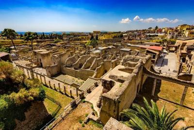 Transfer from Naples to Amalfi (or reverse) via Ercolano 2hr Sedan or Van  Transfer from Naples to Amalfi (or reverse) via Ercolano 2hr Sedan or Van