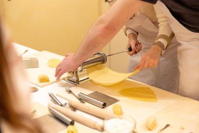Private Pasta & Tiramisu Class at a Cesarina's home with tasting 