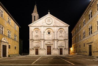 Private Transfer: Fiumicino Airport (FCO) to Pienza or vice versa Private Transfer: Fiumicino Airport (FCO) to Pienza or vice versa